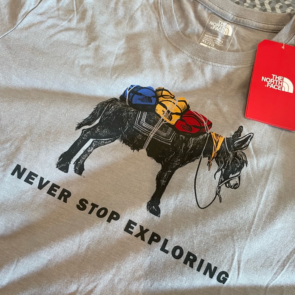 North face Slimfit t-Shirt XL NWT